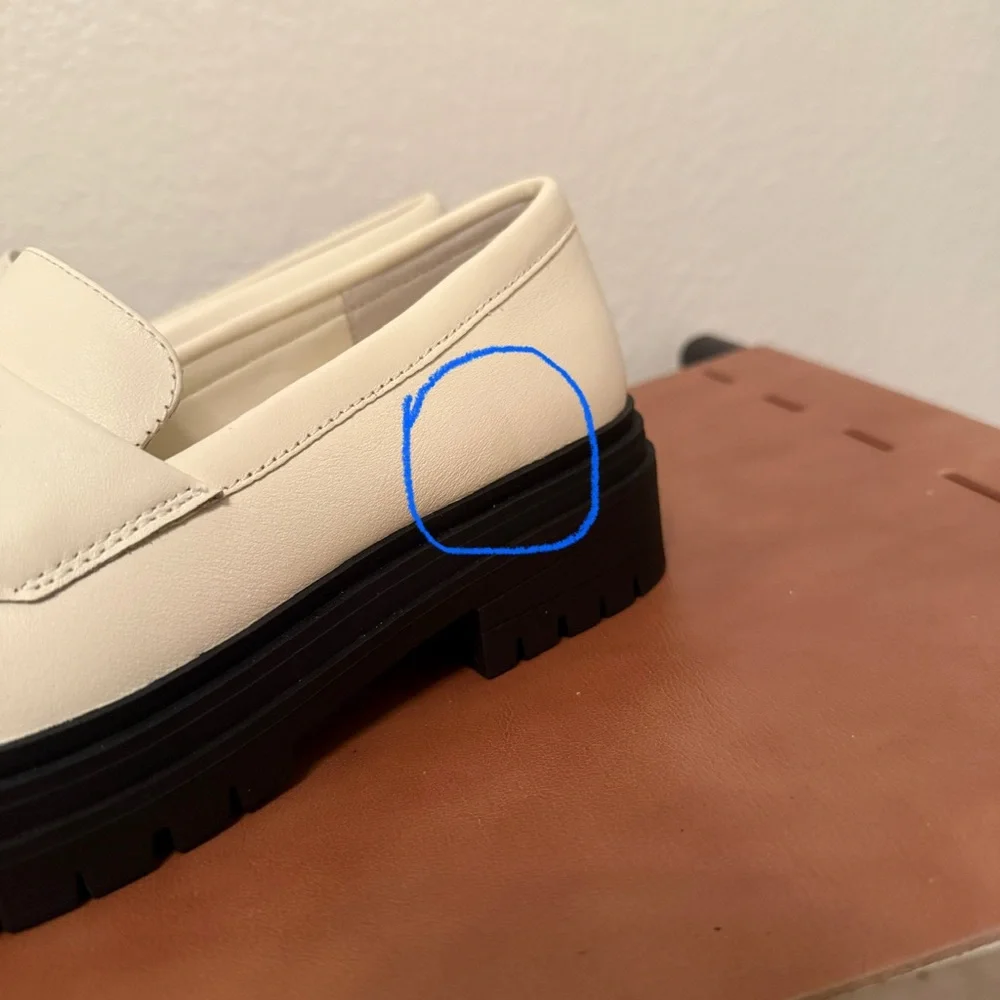 Quince| EUC Women’s Size 7 Cream Loafers with Black Soles - Picture 14 of 14